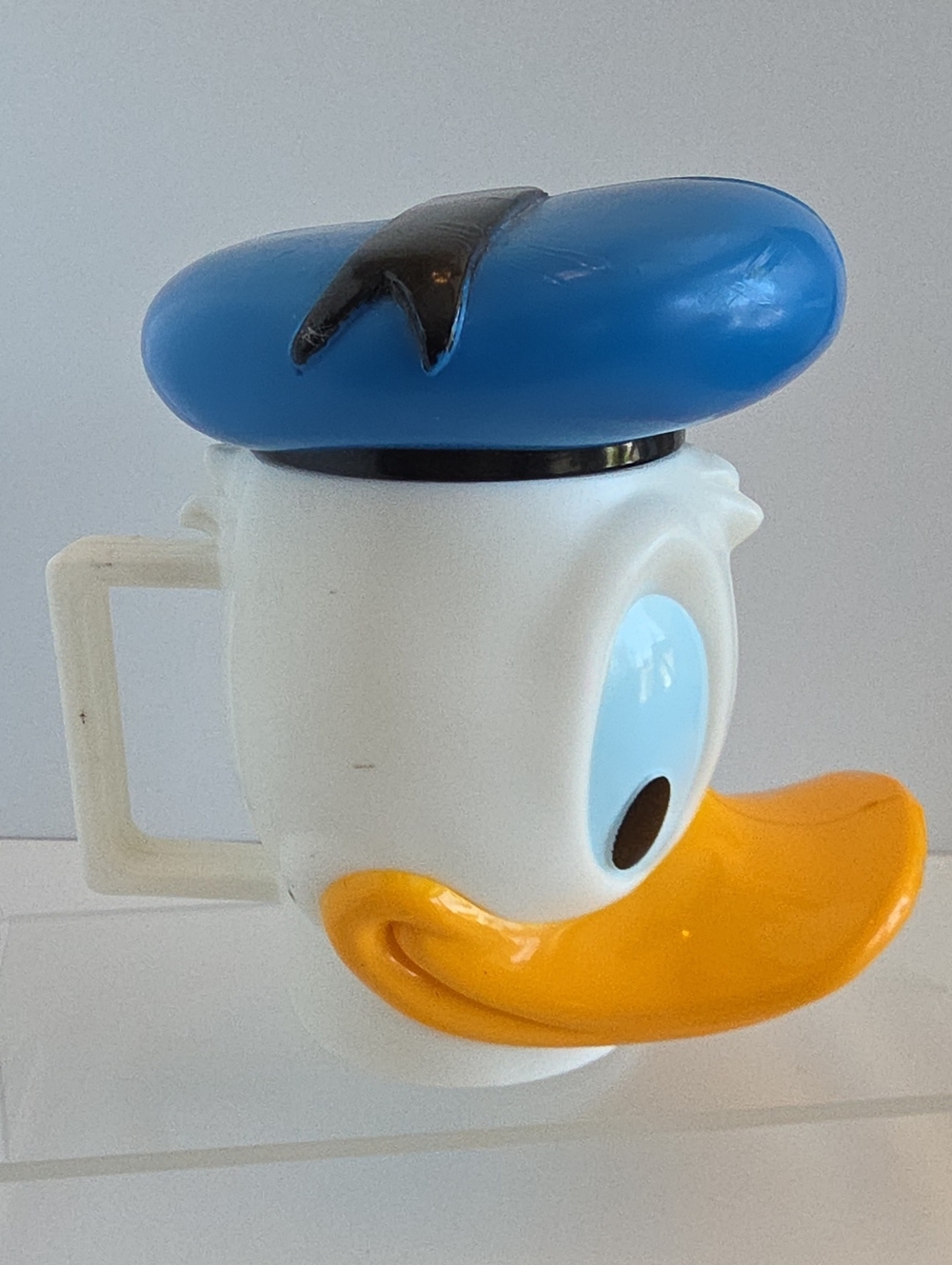 Vintage 1980s Disney Donald Duck Character Juice Premium Sippy Cup Mugs - Picture 2 of 7